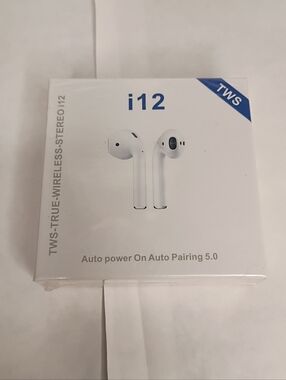 i12 TWS Wireless Earbuds – White